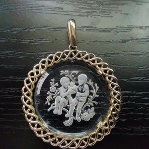 Signed Vintage Crown Trifari Zodiac Gemini Twins Etched Glass Pendant w/Necklace